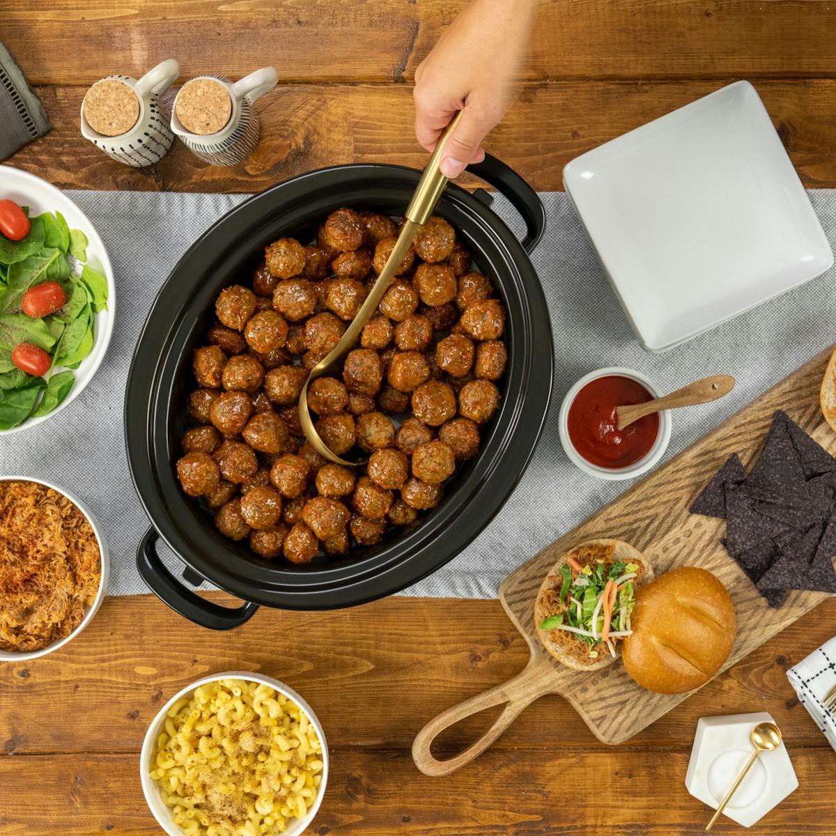 Crock-Pot® One-Touch Control 6-Quart Cook & Carry Slow Cooker, Matte Black